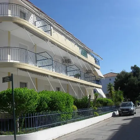 Mitseas Parálion Ástros